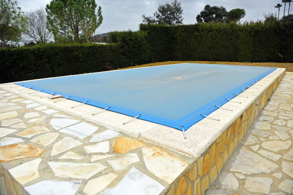 Safety pool cover